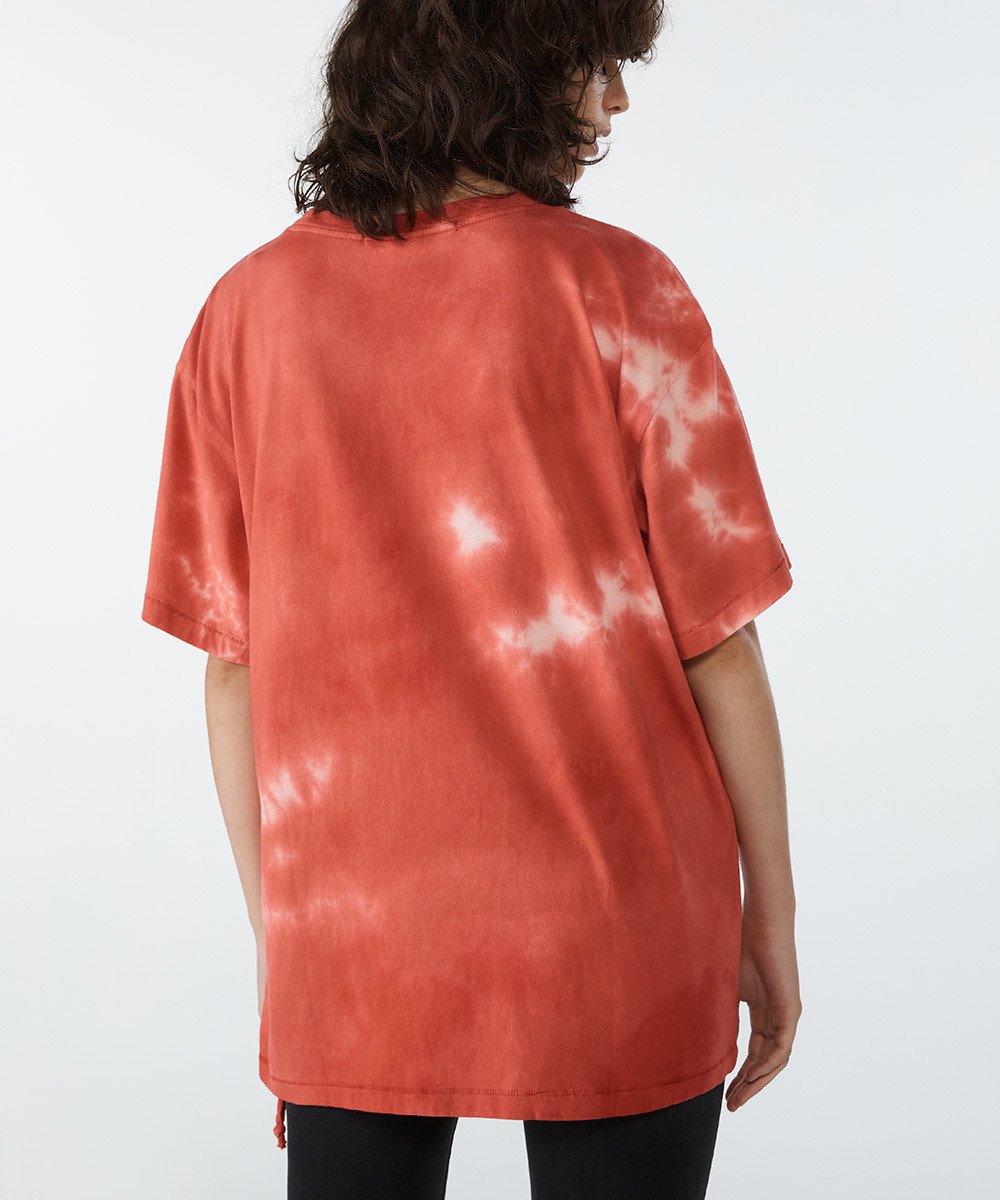 WOMENS  SUPER NATURE SS TEE RED DYE OVERSIZED TEES