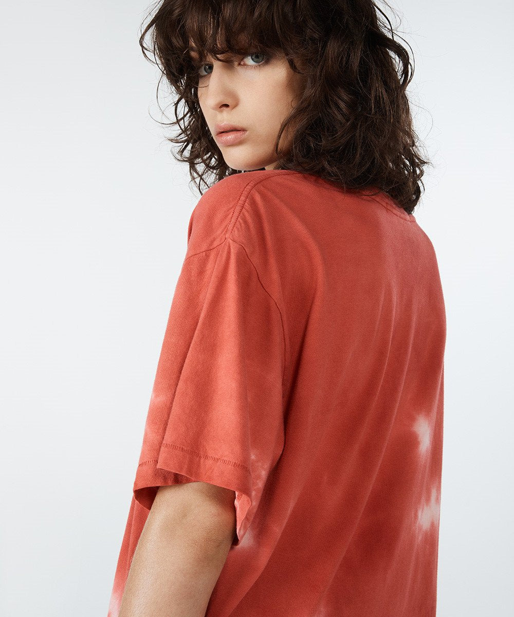 WOMENS  SUPER NATURE SS TEE RED DYE OVERSIZED TEES