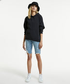 WOMENS APP LAYE VIBEZ RUINS WALKSHORTS