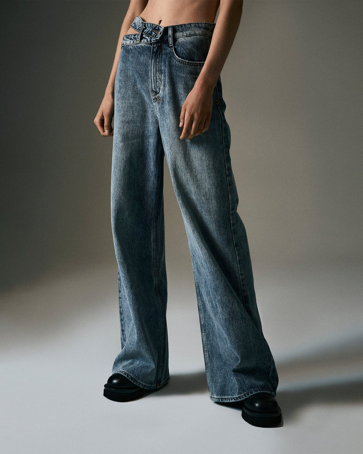 STRIDER DETTACHED JEAN HAVEN