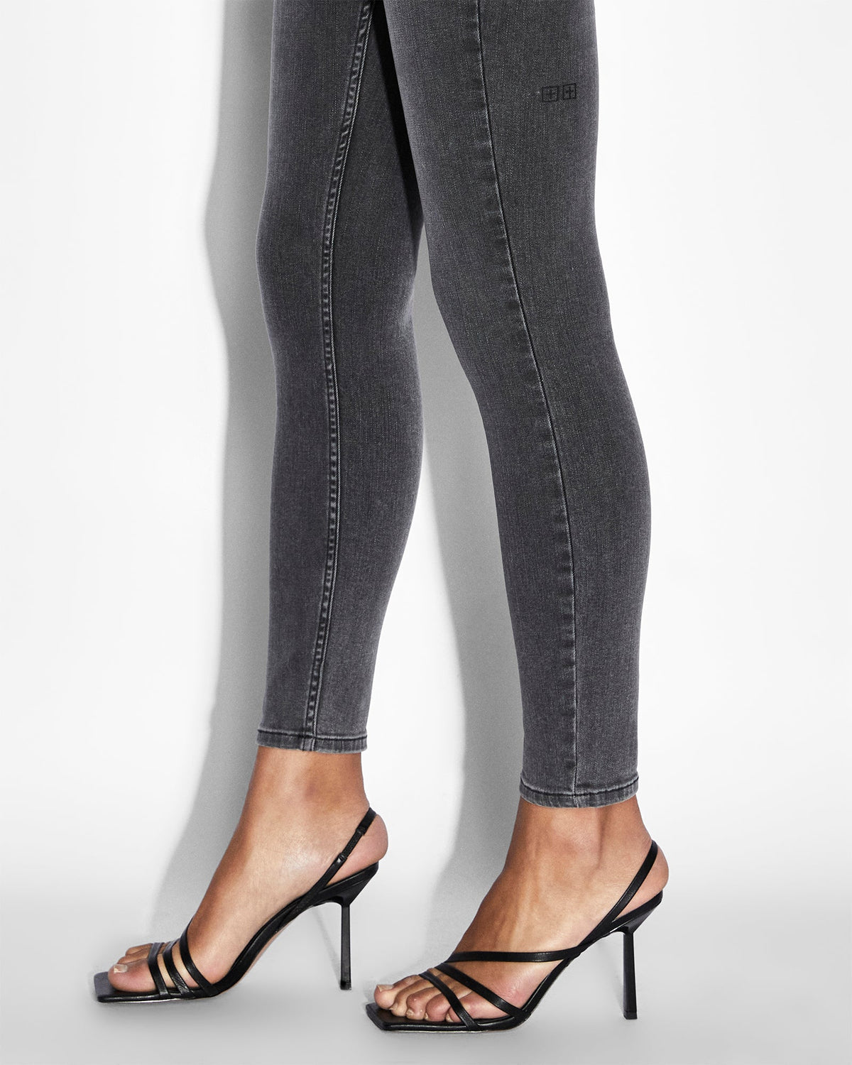 WOMENS HI N WASTED DAZE DENIM JEANS