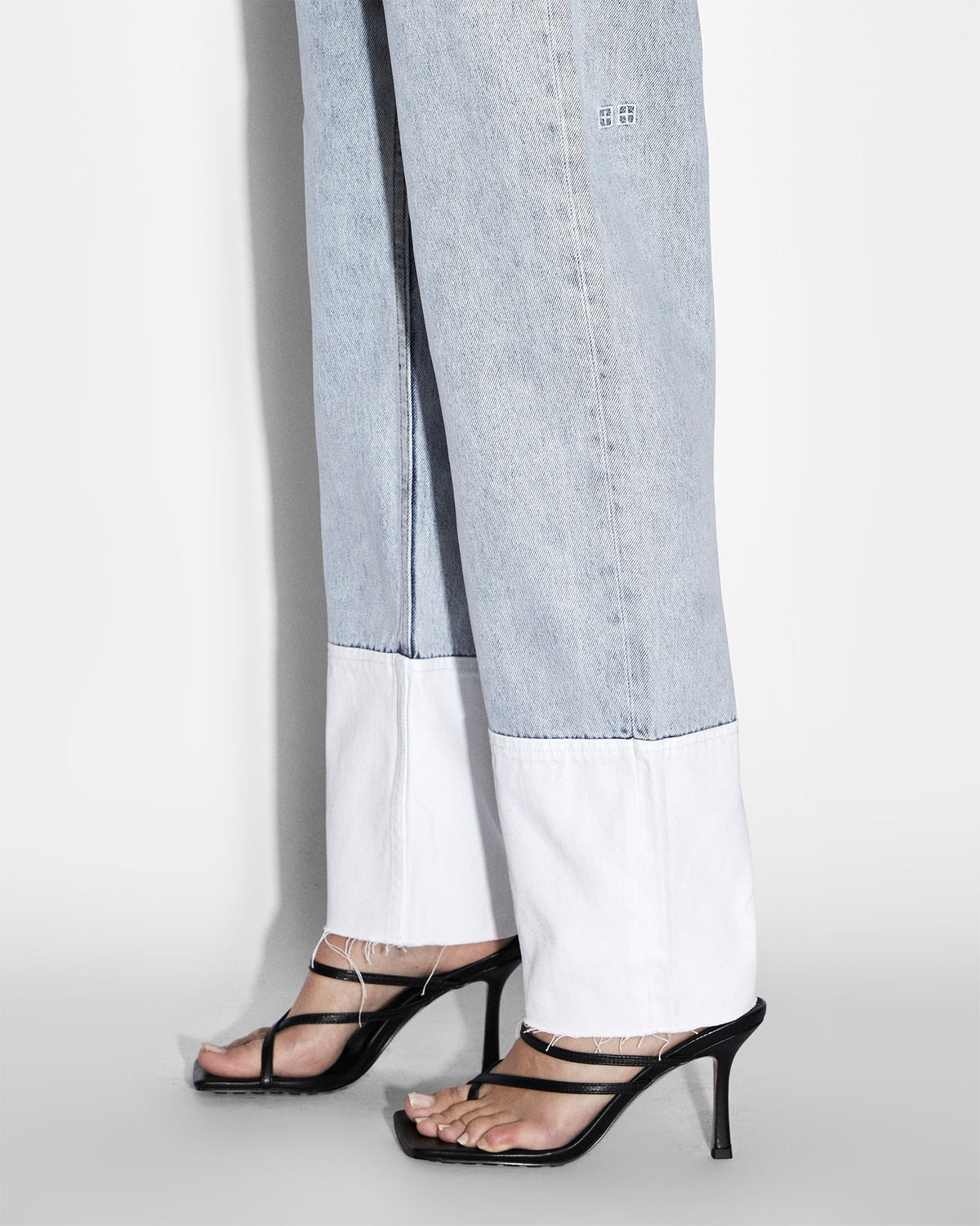 Womens Brooklyn Jean Muse Cuffed Straight Denim Jeans - Denim
