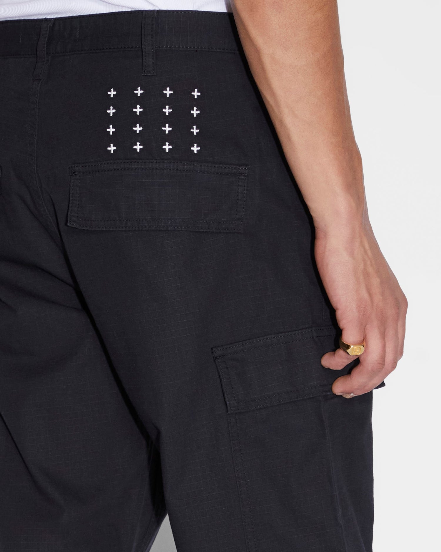 FUGITIVE CARGO PANT BLACK