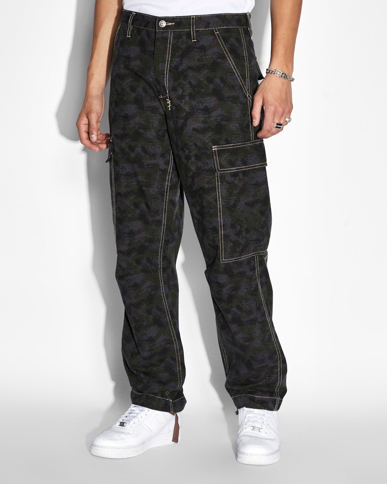 FUGITIVE CARGO PANT CAMO