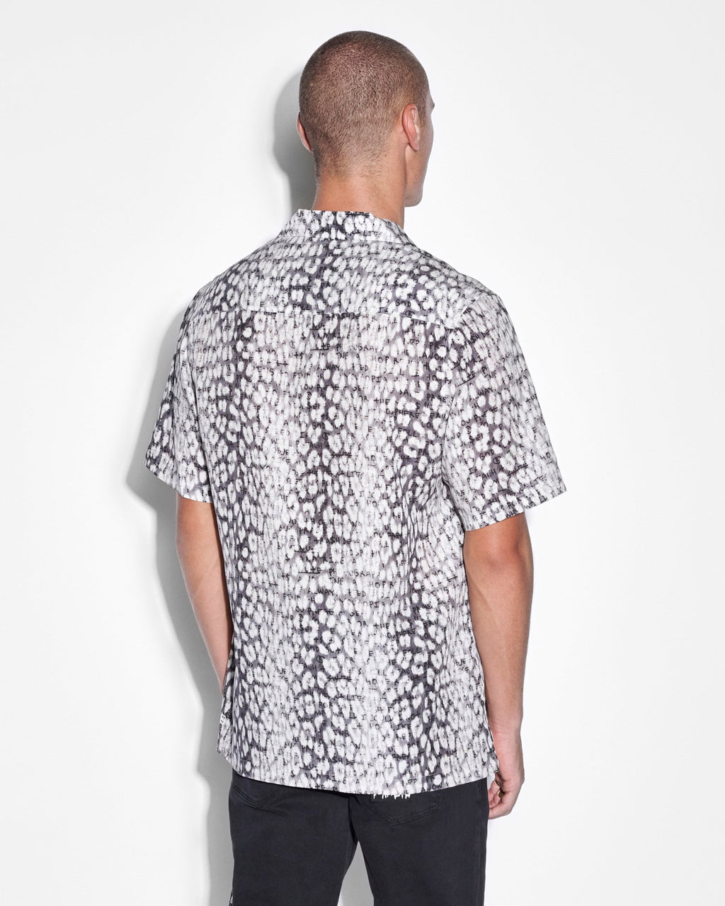 Mens Whitenoise Leopard Resort Ss Shirt Multi Regular Shirts - Multi Colour