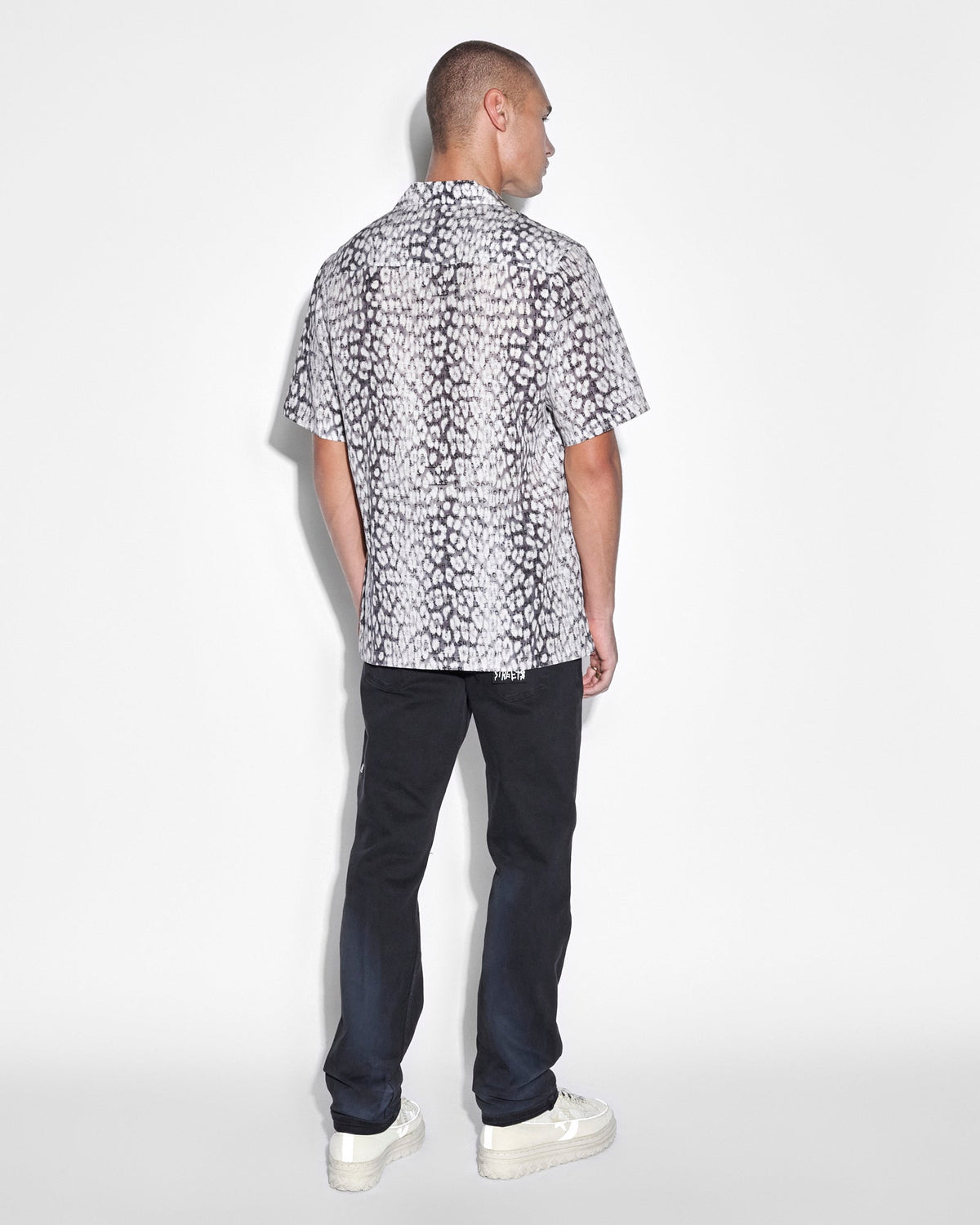 Mens Whitenoise Leopard Resort Ss Shirt Multi Regular Shirts - Multi Colour
