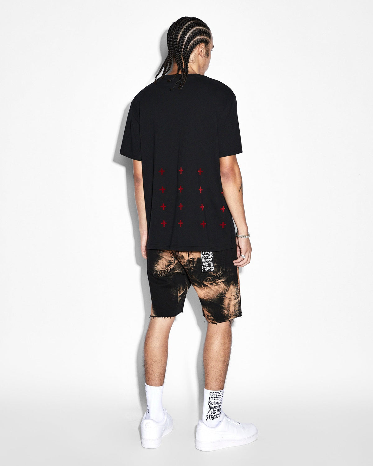 Mens Rose Garden Kash Ss Tee Jet Black Regular Tees - Black