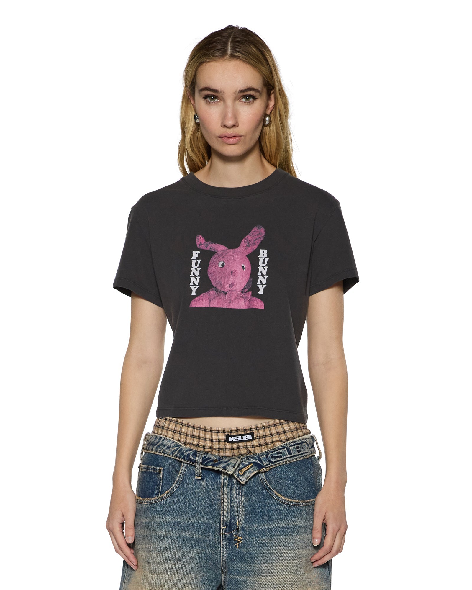 WOMENS  FUNNY BUNNY SHRUNKEN SS TEE WASHED BLACK FITTED TEES