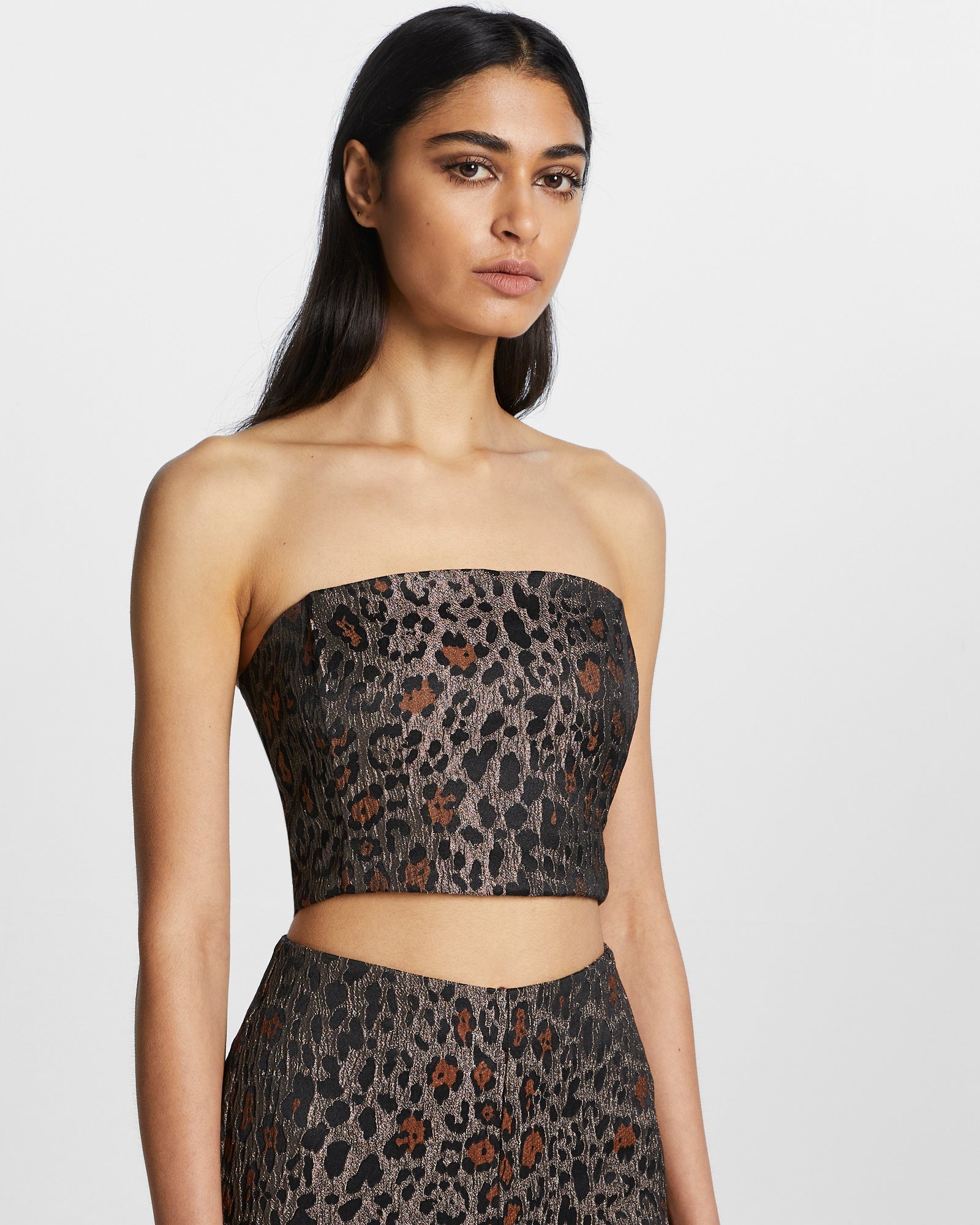 THREE AM TOP LEOPARD