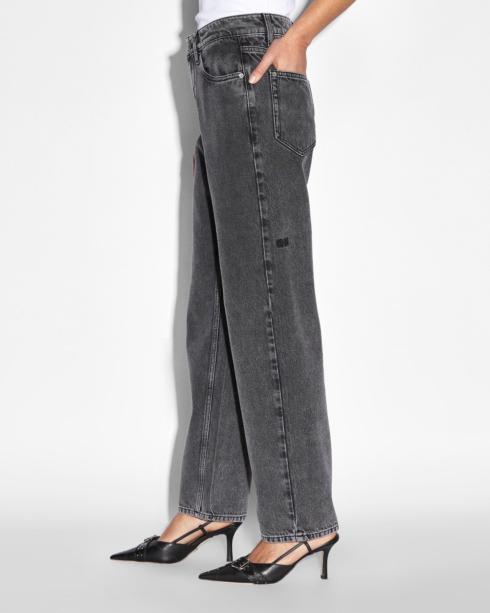 WOMENS  BROOKLYN JEAN DAZE TRIP STRAIGHT DENIM JEANS