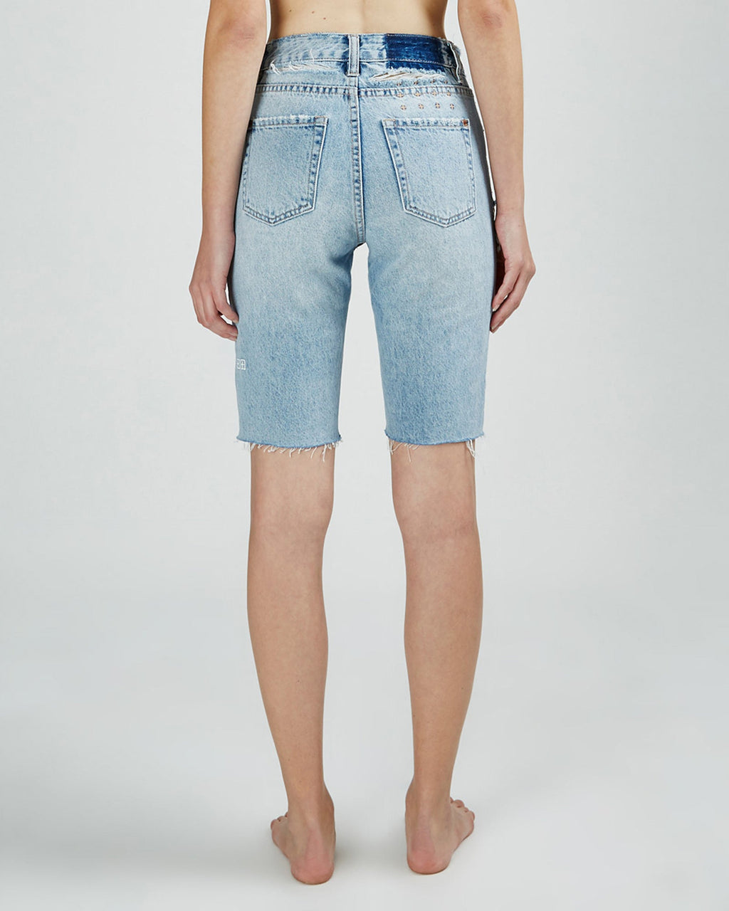 WOMENS APP-LAYE SHORT SLASH WALKSHORTS